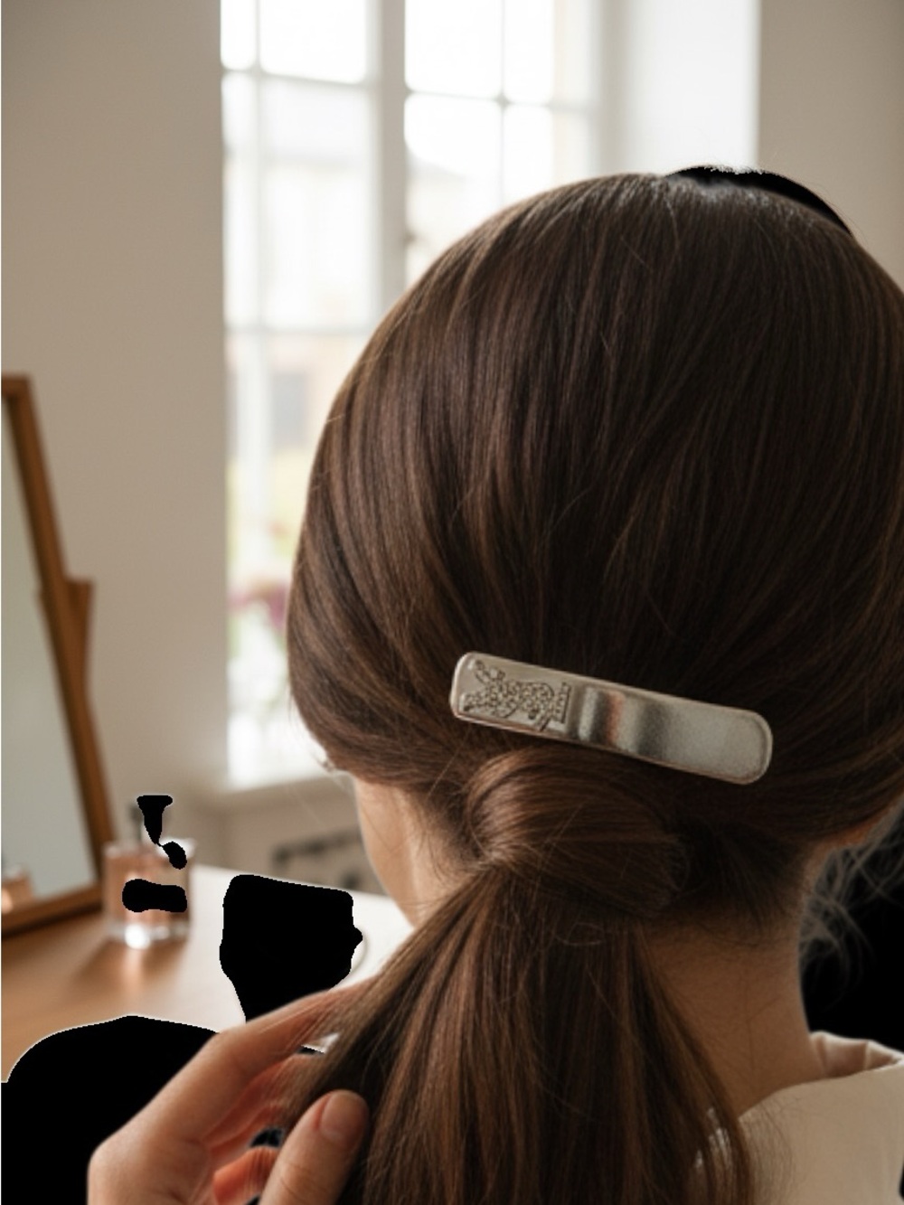 Silver Floral Metal Hair Clip - Women's Hair Accessory